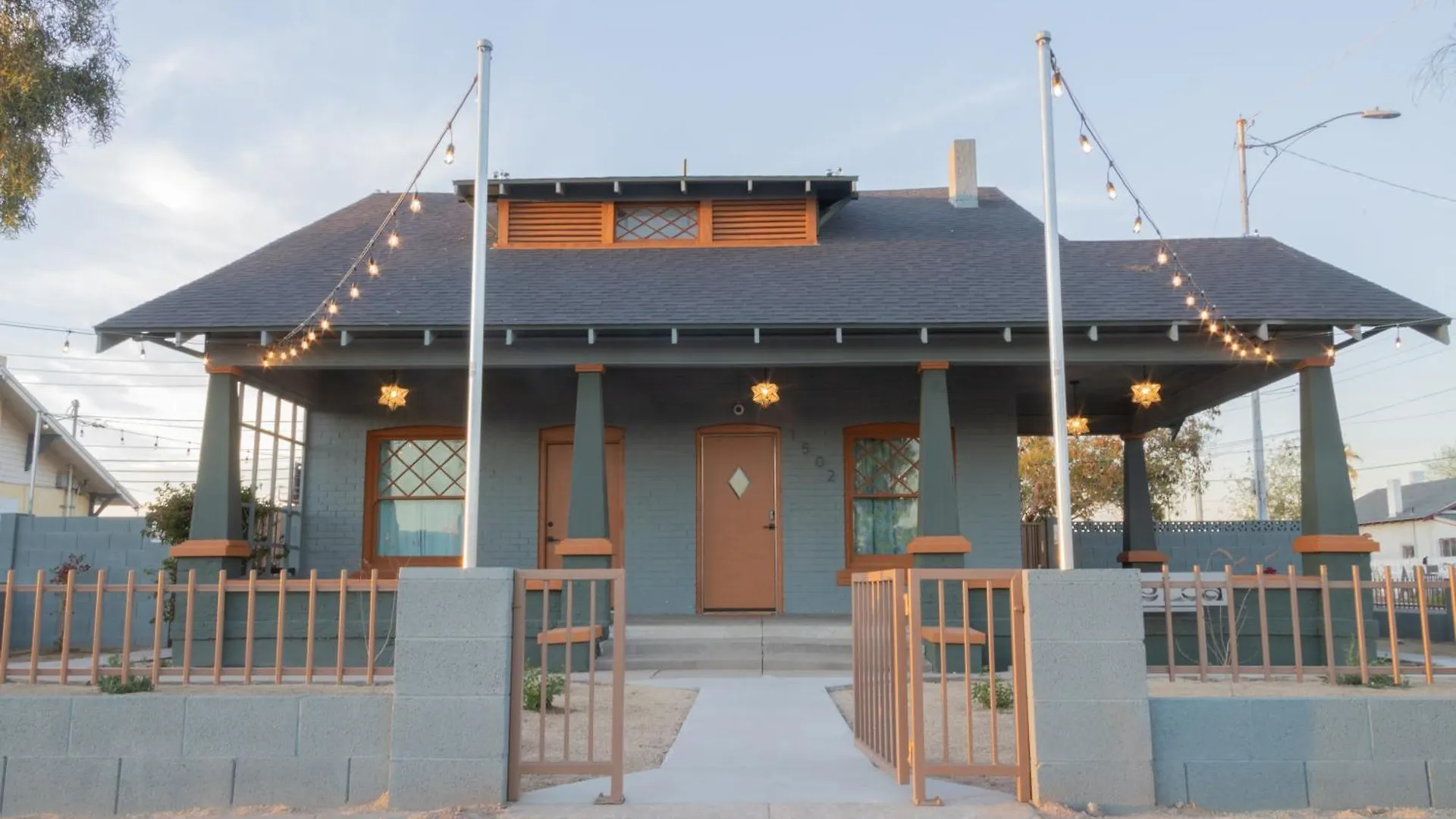 Stylish New Home -6 Beds- Near Dt & Phx Airport Phoenix Holiday home