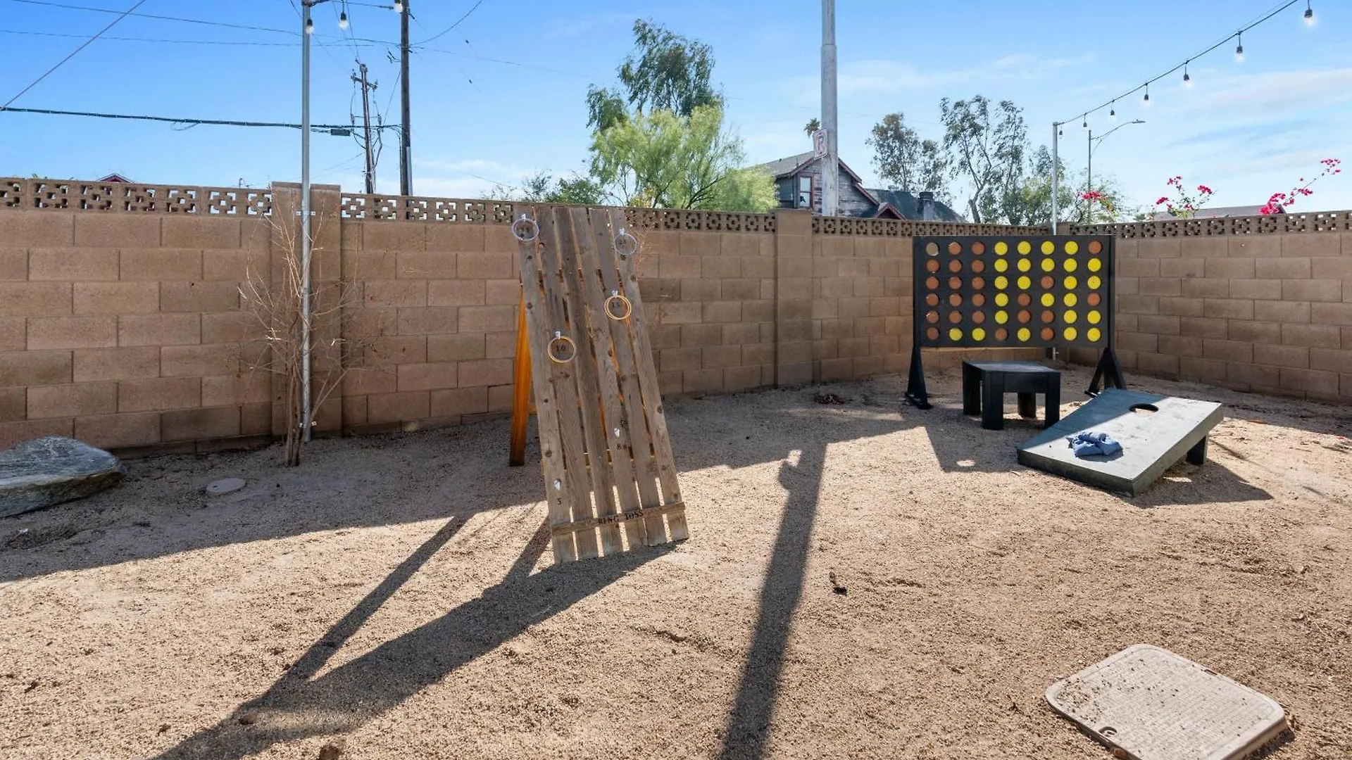 Stylish New Home -6 Beds- Near Dt & Phx Airport Phoenix Holiday home