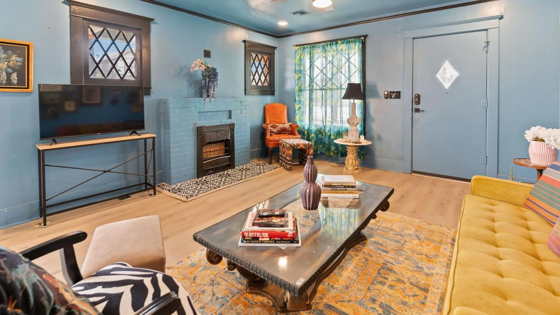 別荘 Stylish New Home -6 Beds- Near Dt & Phx Airport フェニックス 米国